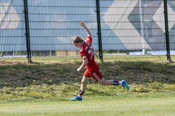Bild 398 - wBJ Hamburger SV - Hertha BSC : Ergebnis: 5:2